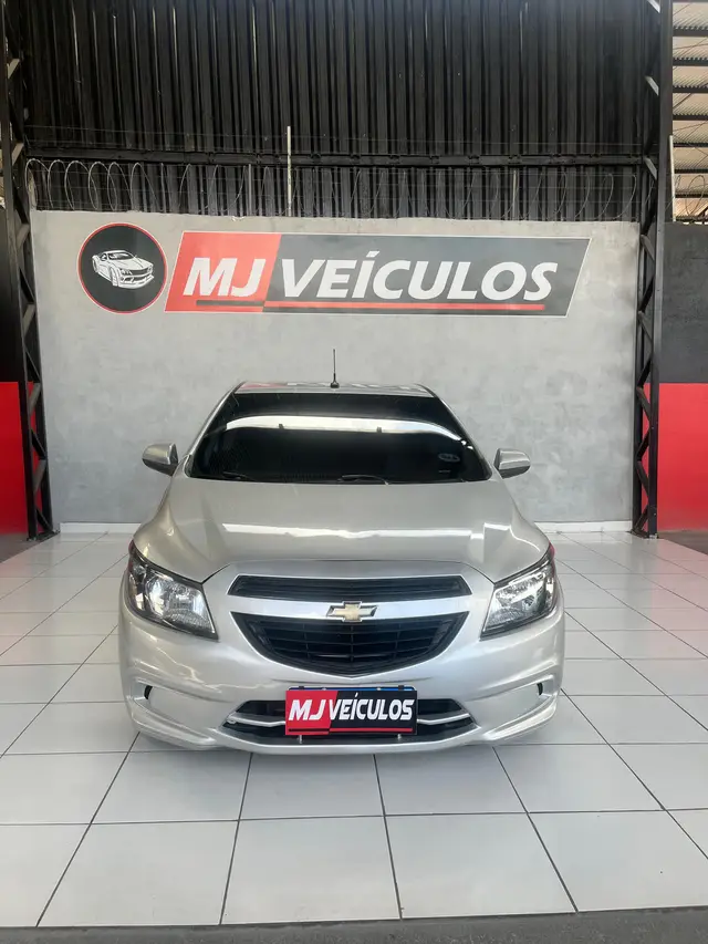 Carro Chevrolet Onix 2019 1.0 Joy SPE/4