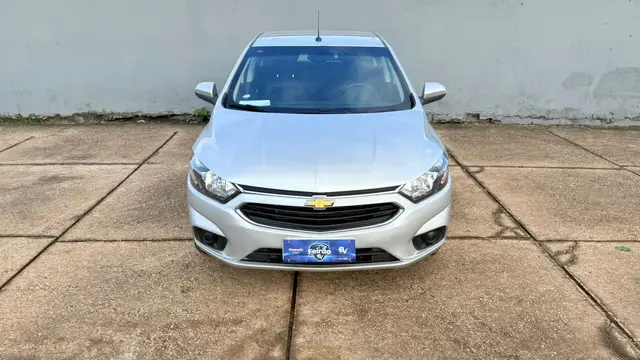 Carro Chevrolet Onix 2019 1.4 LT SPE/4