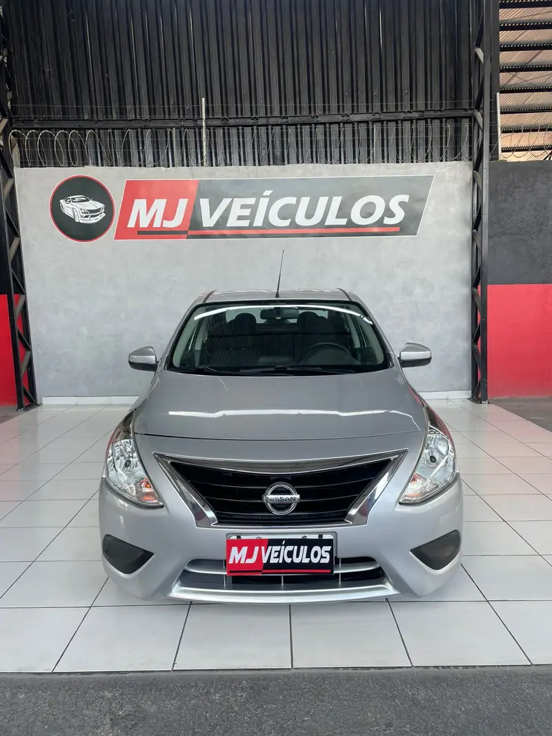 Nissan Versa 1.0 12V S (Flex)