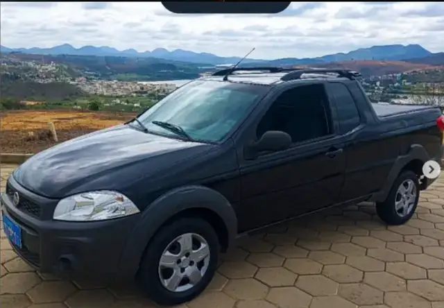 Carro Fiat Strada 2015 Working 1.4 (Flex) (Cabine Dupla)
