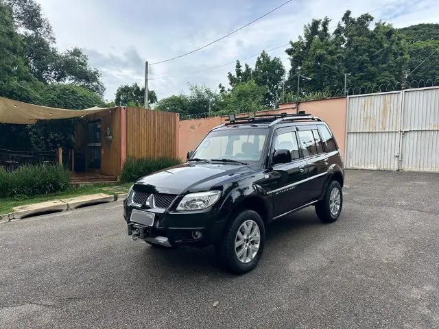 Carro Mitsubishi Pajero TR4 2010 2.0 16V 4x4 (flex) (aut)