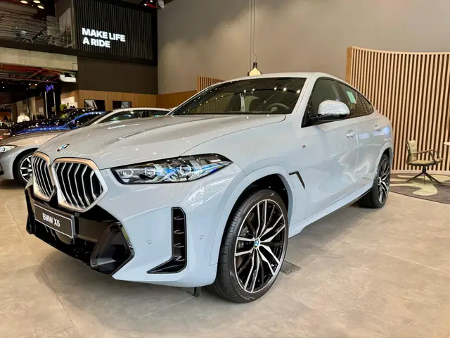 Carro BMW X6 2025 xDrive40i M Sport 3.0 Turbo (Aut.) (Híb.)