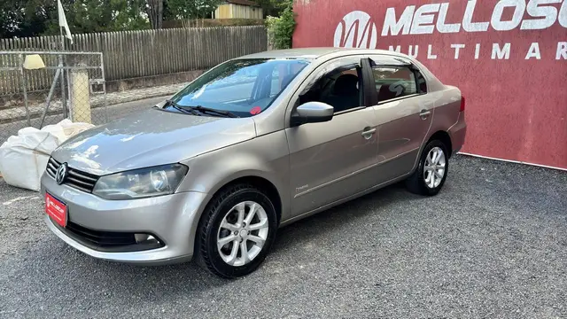 Carro Volkswagen Voyage 2014 1.0 TEC (Flex)