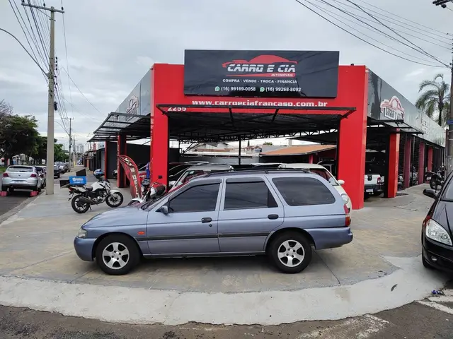Carro Ford Escort 1998 Hatch GL 1.8 MPi 16V 4p
