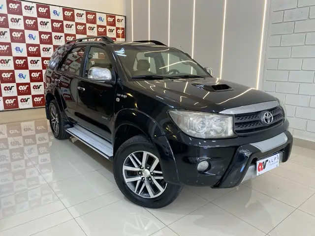 Carro Toyota Hilux SW4 2011 SRV 4x4 3.0 Turbo  (aut)