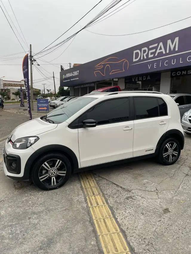 Carro Volkswagen Up! 2020 1.0 Xtreme 170 TSI (Flex)