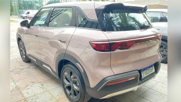 SUV elétrico mais barato do mercado brasileiro tem pouco autonomia 