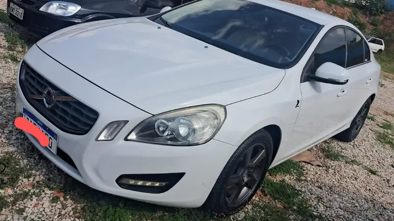 Volvo 1.6 T4 Powershift Comfort