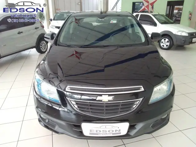 Carro Chevrolet Onix 2014 HATCH LTZ 1.4 8V FlexPower 5p Mec.