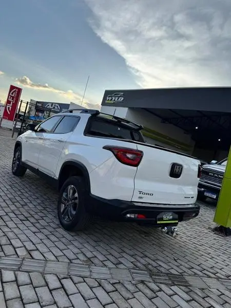Carro Fiat Toro 2021 Freedom 1.8 AT6 4x2 (Flex)