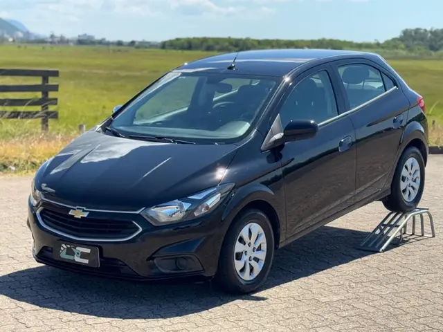 Carro Chevrolet Onix 2017 1.0 LT SPE/4
