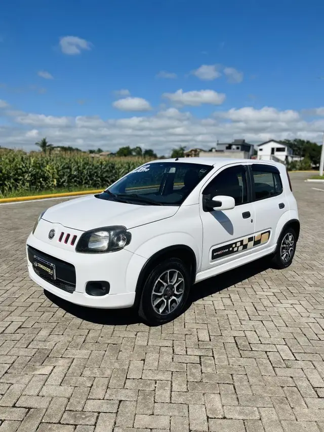 Carro Fiat Uno 2012 Sporting 1.4 8V (Flex) 4p
