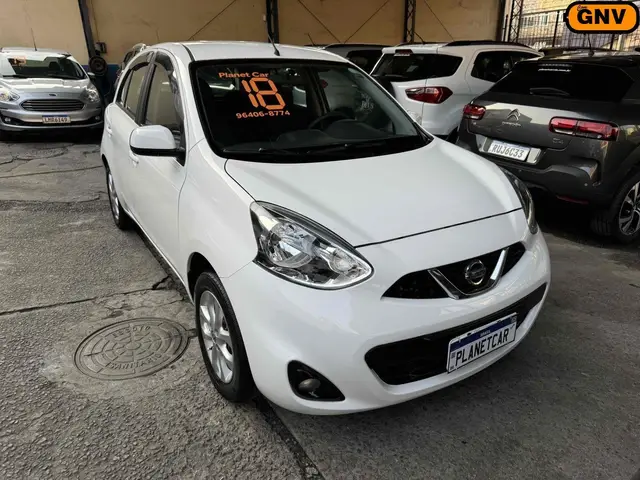 Carro Nissan March 2018 1.6 16V SV (Flex)