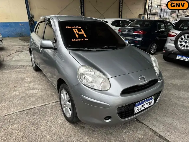 Carro Nissan March 2014 1.6 16V SV (Flex)