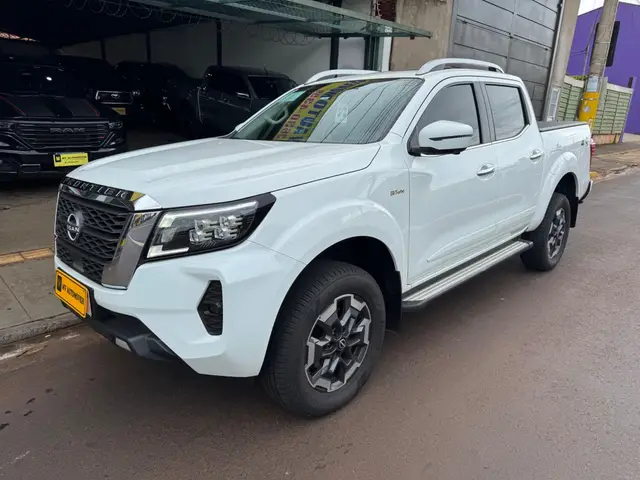 Carro Nissan Frontier 2024 Attack 2.3 Turbo 4x4