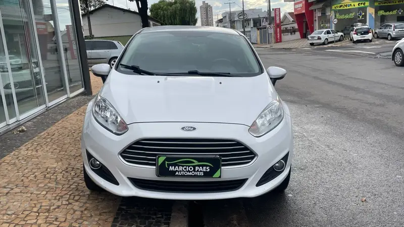 Ford Fiesta Sedan SE 1.6 Rocam (Flex)