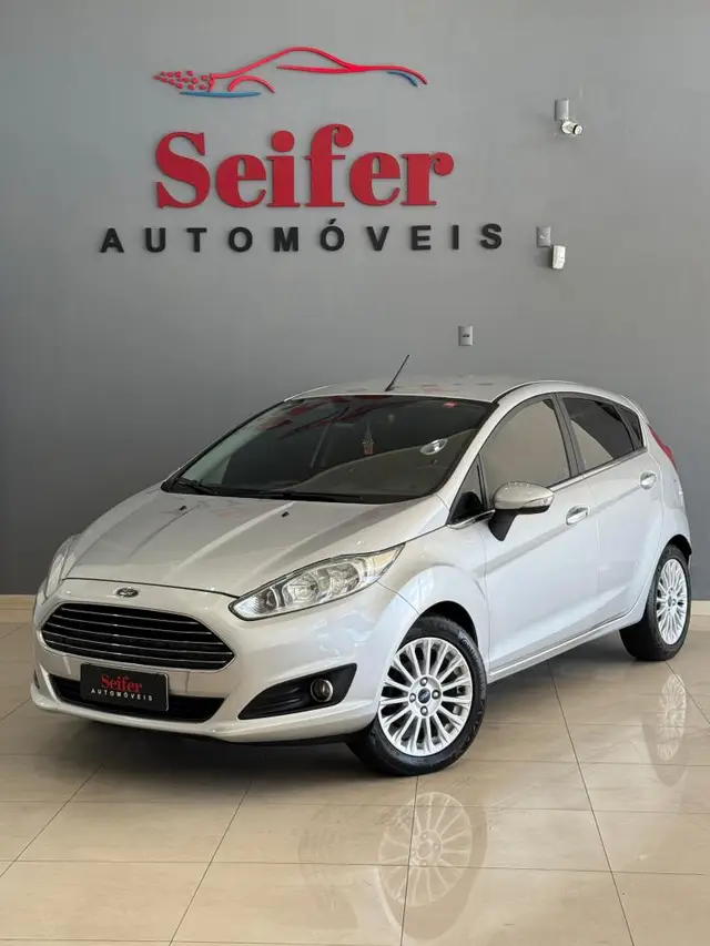Carro Ford New Fiesta Hatch 2016 New Fiesta Titanium 1.6 16V PowerShift