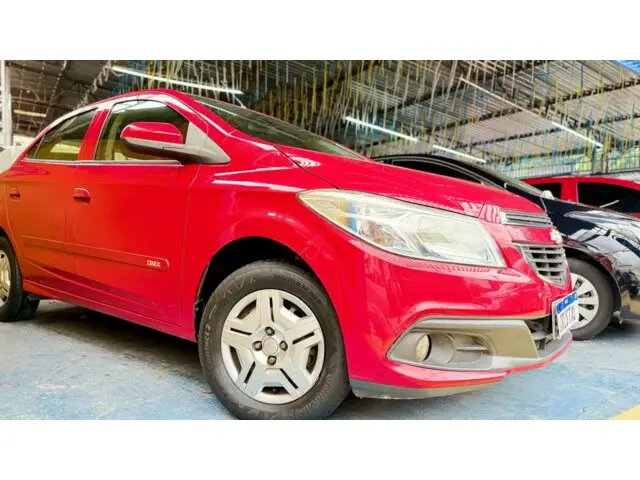Carro Chevrolet Onix 2013 1.0 LT SPE/4