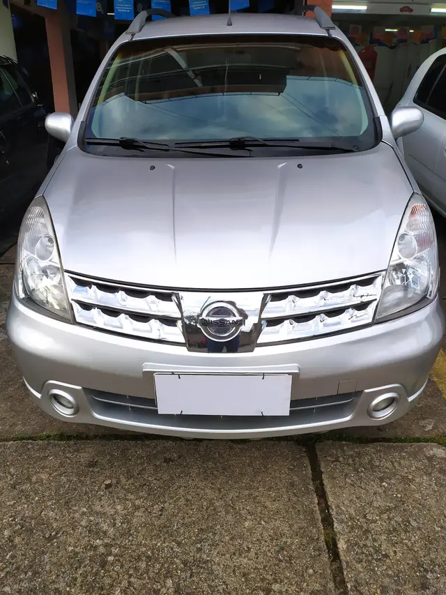 Carro Nissan Grand Livina 2012 SL 1.8 16V (flex) (aut)