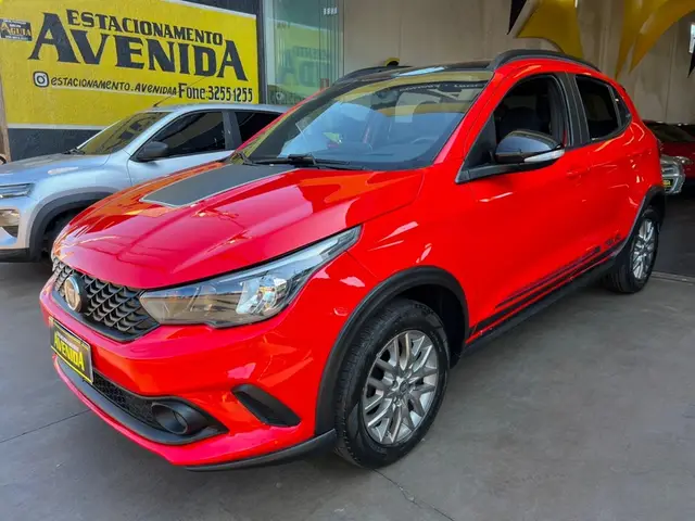 Carro Fiat Argo 2020 1.3 Trekking (Flex)