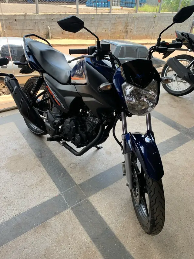 Carro Yamaha YBR 150 Factor 2024 150i ED