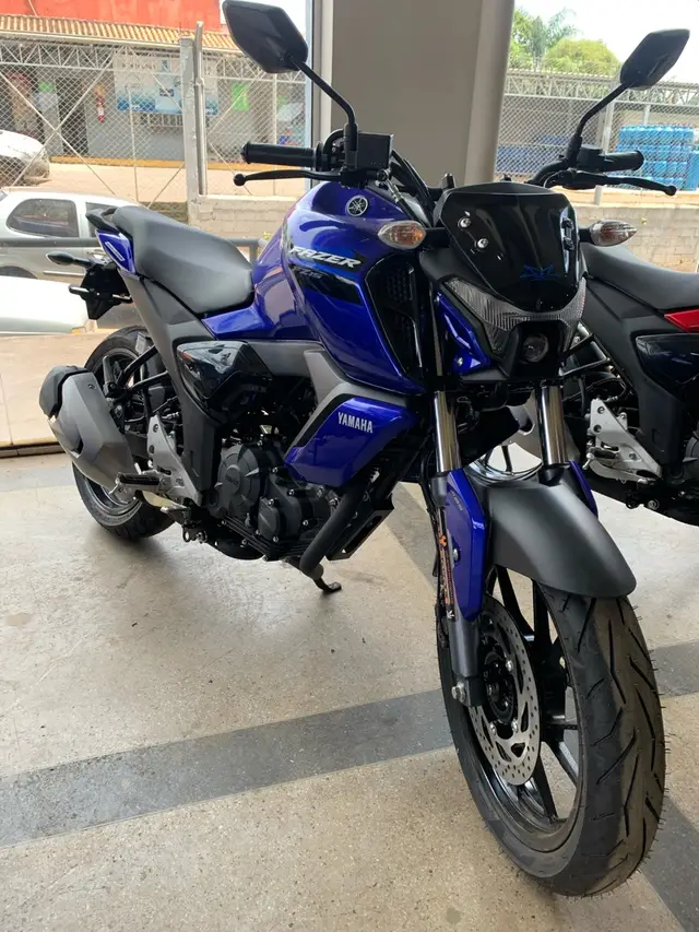 Moto Yamaha Fazer FZ15 2025 ABS Connected