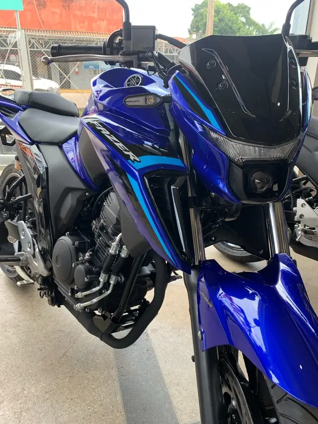 Moto Yamaha Fazer FZ25 2025 Connected