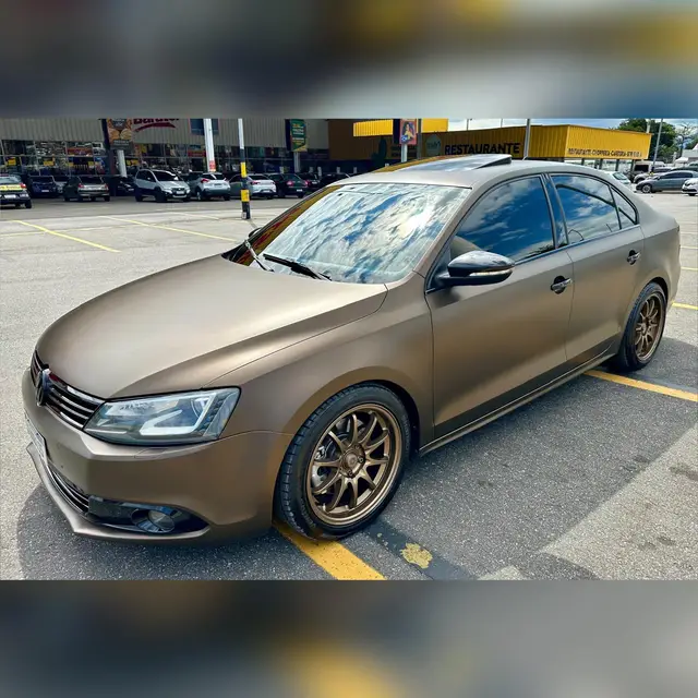 Carro Volkswagen Jetta 2013 2.0 Comfortline (Flex)