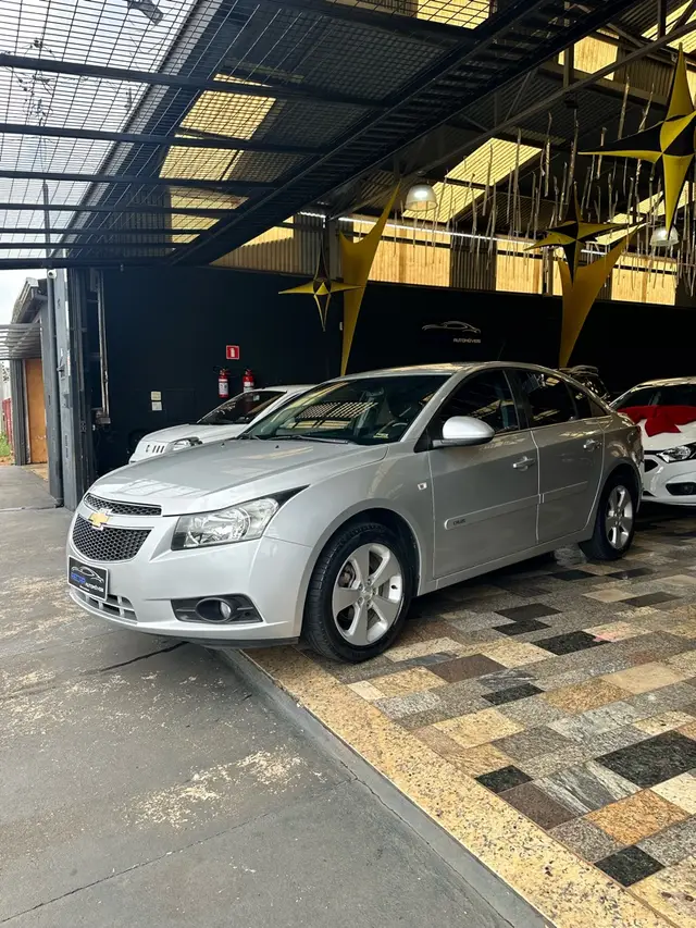 Carro Chevrolet Cruze 2014 LT 1.8 16V Ecotec (Flex)