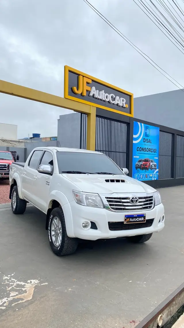 Carro Toyota Hilux Cabine Dupla 2013 Hilux 3.0 TDI 4x4 CD SRV (Aut)