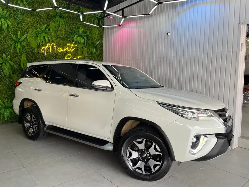 Toyota SW4 2.8 TDI SRX Diamond 7L 4x4 (Aut)