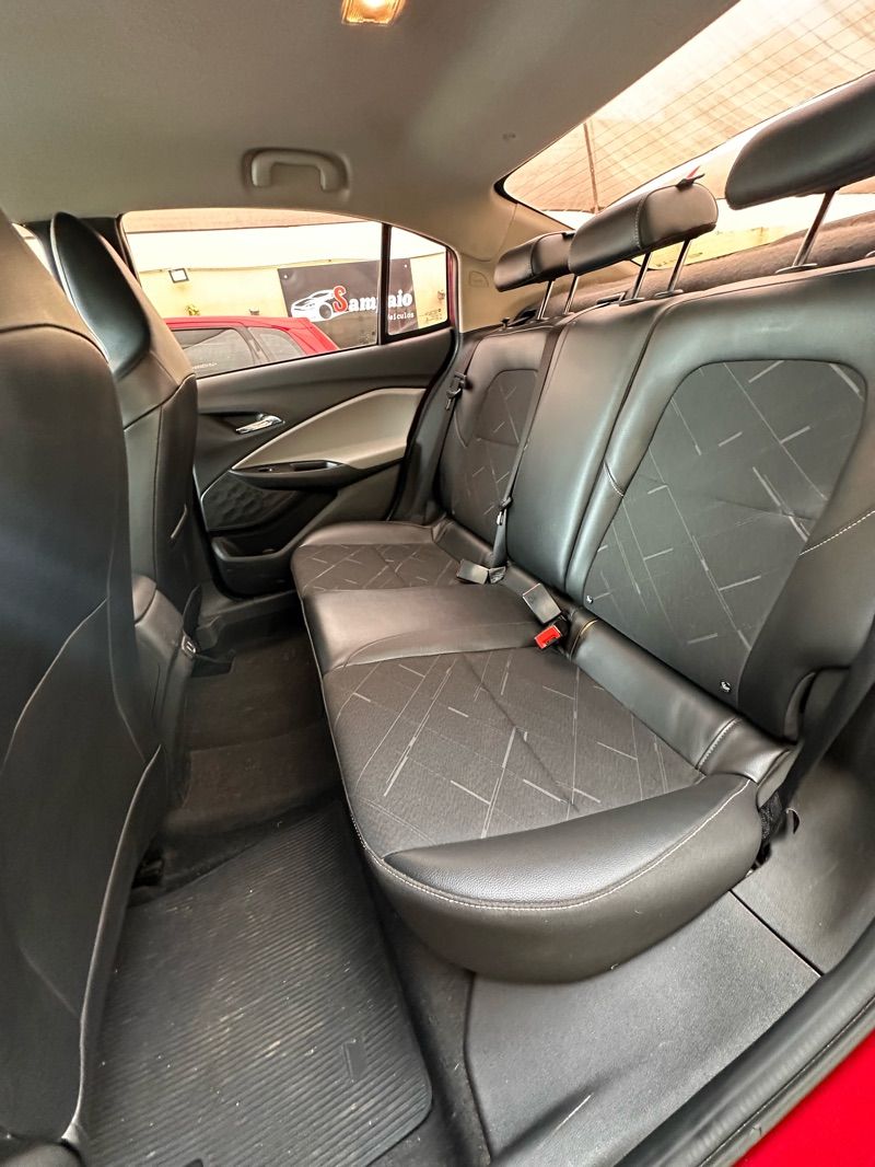 Chevrolet Onix Plus