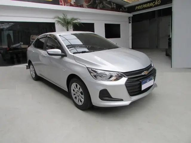 Carro Chevrolet Onix Plus 2022 1.0 LT (Flex)