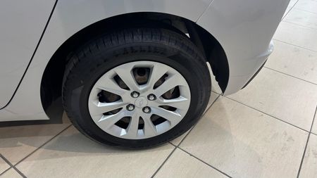 Onix LT 1.0 (Flex)