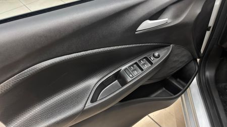 Onix Plus 1.0 LTZ Turbo (Flex)