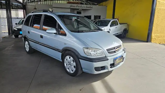 Carro Chevrolet Zafira 2012 Expression 2.0 (Flex) (Aut)