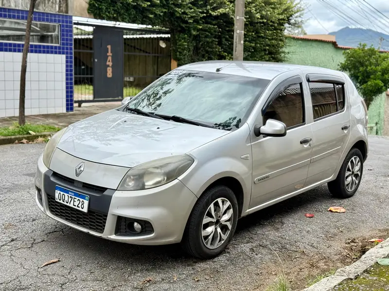 Renault Sandero Expression 1.0 16V (flex)