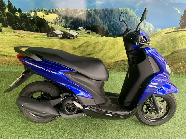 Moto Yamaha Fluo 2025 ABS