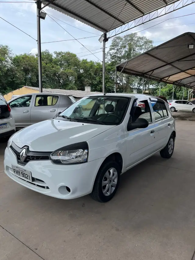 Carro Renault Clio 2013 Authentique 1.0 16V (Flex) 2p