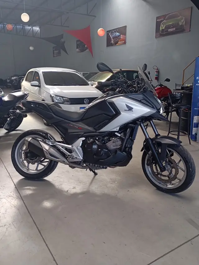 Carro Honda NC 750X 2017 ABS