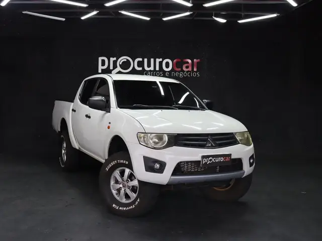 Carro Mitsubishi L200 Triton 2013 3.2 DI-D 4x4