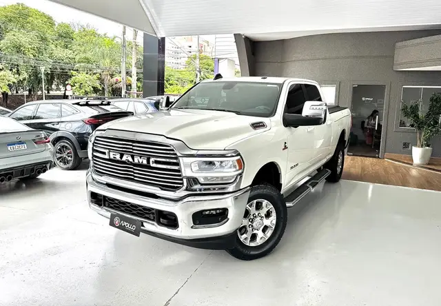 Carro RAM 2500 2024 Laramie 6.7 4X4