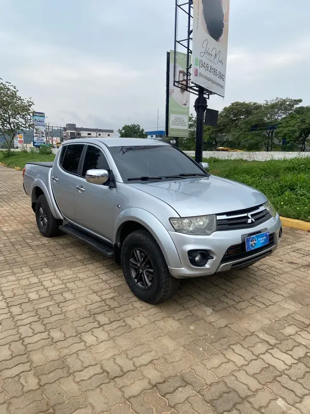 Carro Mitsubishi L200 Triton Outdoor 2015 L200 Triton GL 3.2 CD Turbo