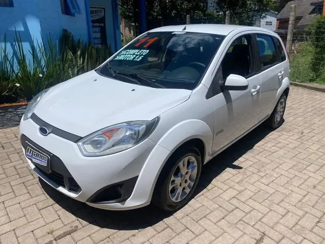 Carro Ford Fiesta Hatch 2011 1.6 (Flex)
