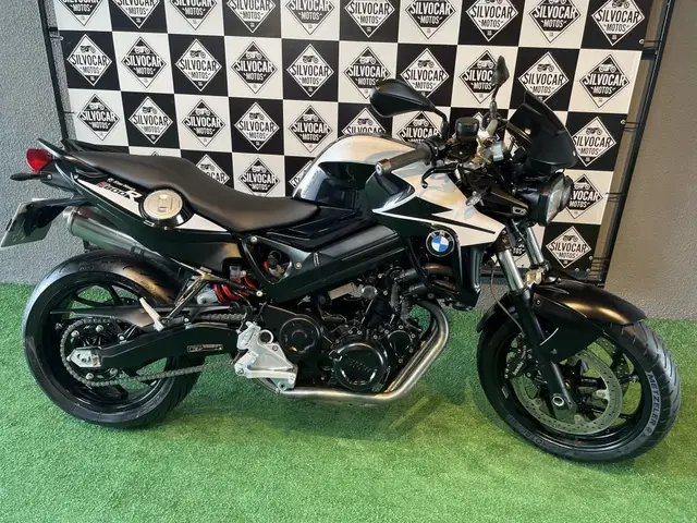 Carro BMW F 800 2015 R