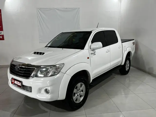 Carro Toyota Hilux Cabine Dupla 2015 Hilux 3.0 TDI 4x4 CD STD