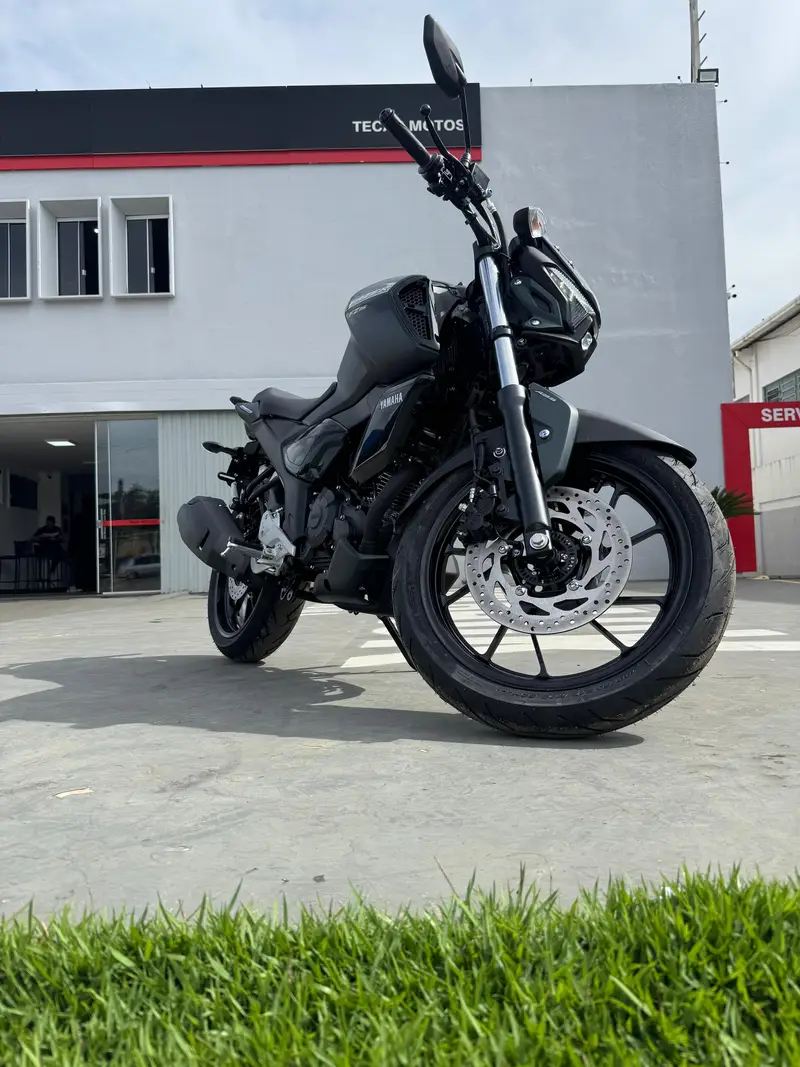 Yamaha Fazer FZ15 ABS Connected