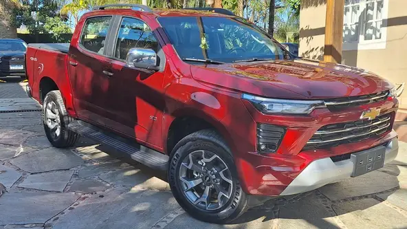 Além de carros de passeio e comerciais, os contribuintes donos de motos aquáticas e aeronaves também são taxados