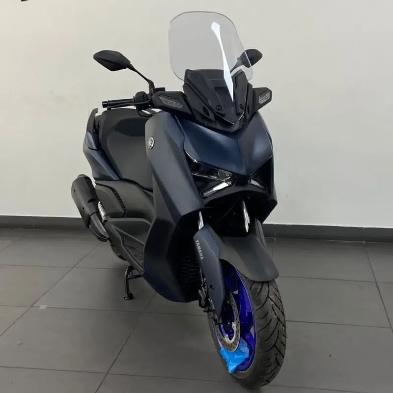 Yamaha XMax 250 Connected