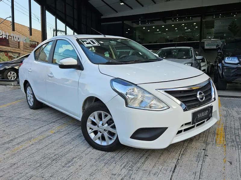 Nissan Versa 1.6 16V SV FlexStart CVT (Flex)